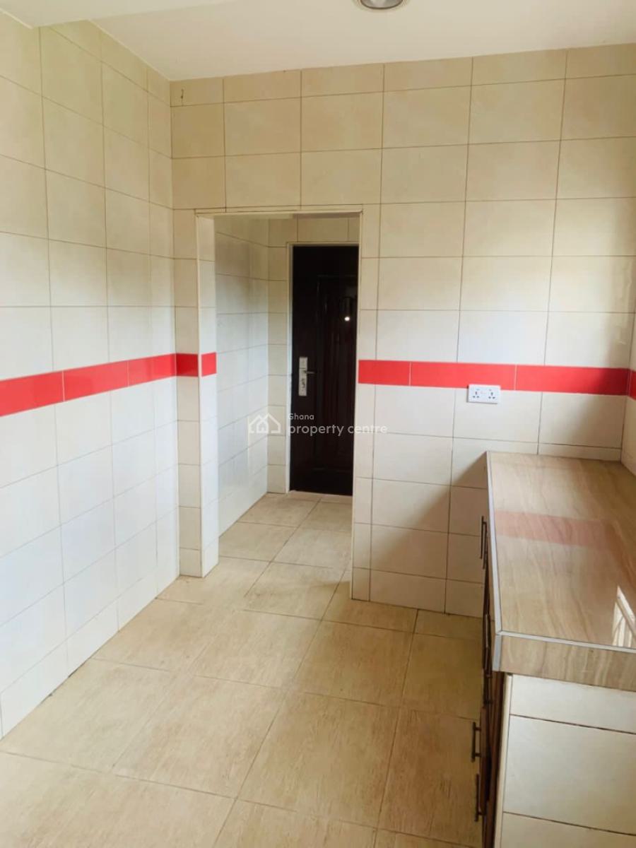 Executive Detached 3-bedroom, Achimota, Accra, House for Rent