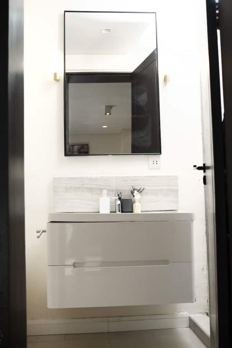 Furnished 2 Bedroom Apartment in a Gated Community with Swimming Pool, East Legon, Accra, Apartment for Rent