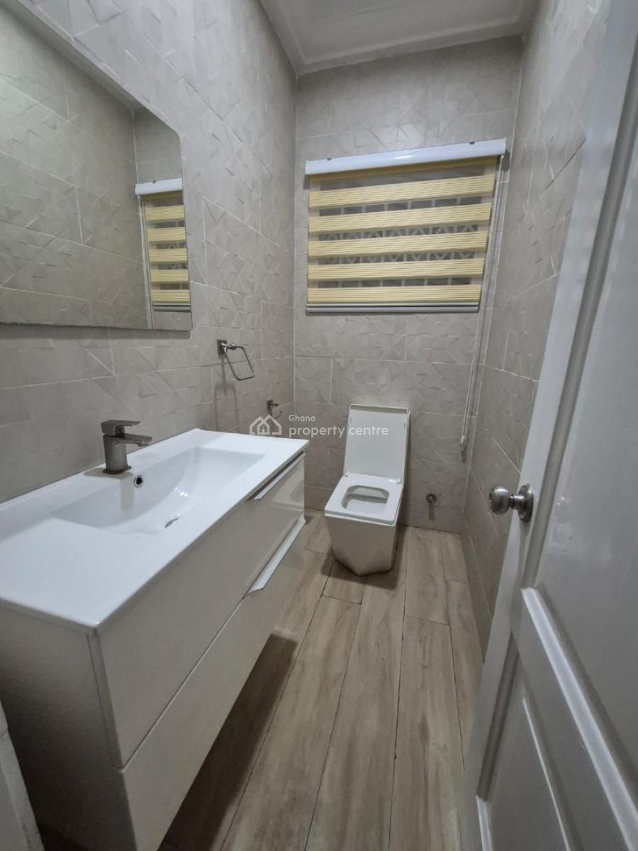 Fully Furnished 5 Bedroom House with Beautiful Land Scapes on 80/100ft, Oyarifa, La Nkwantanang Madina Municipal, Accra, Detached Bungalow for Sale