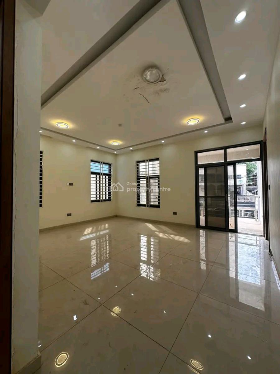 Ultra Modern 5-bedroom Townhouse, West Hill Mall, Ga South Municipal, Accra, Townhouse for Sale