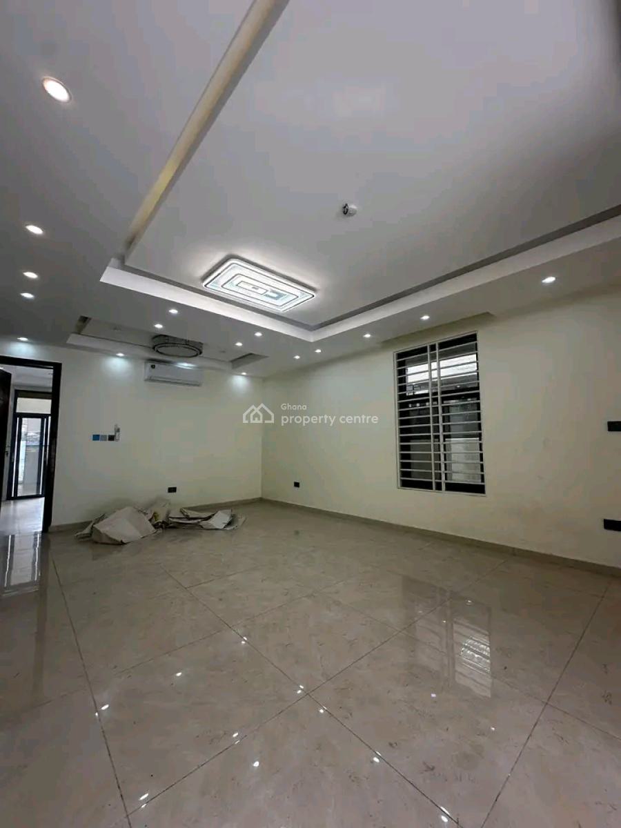 Ultra Modern 5-bedroom Townhouse, West Hill Mall, Ga South Municipal, Accra, Townhouse for Sale