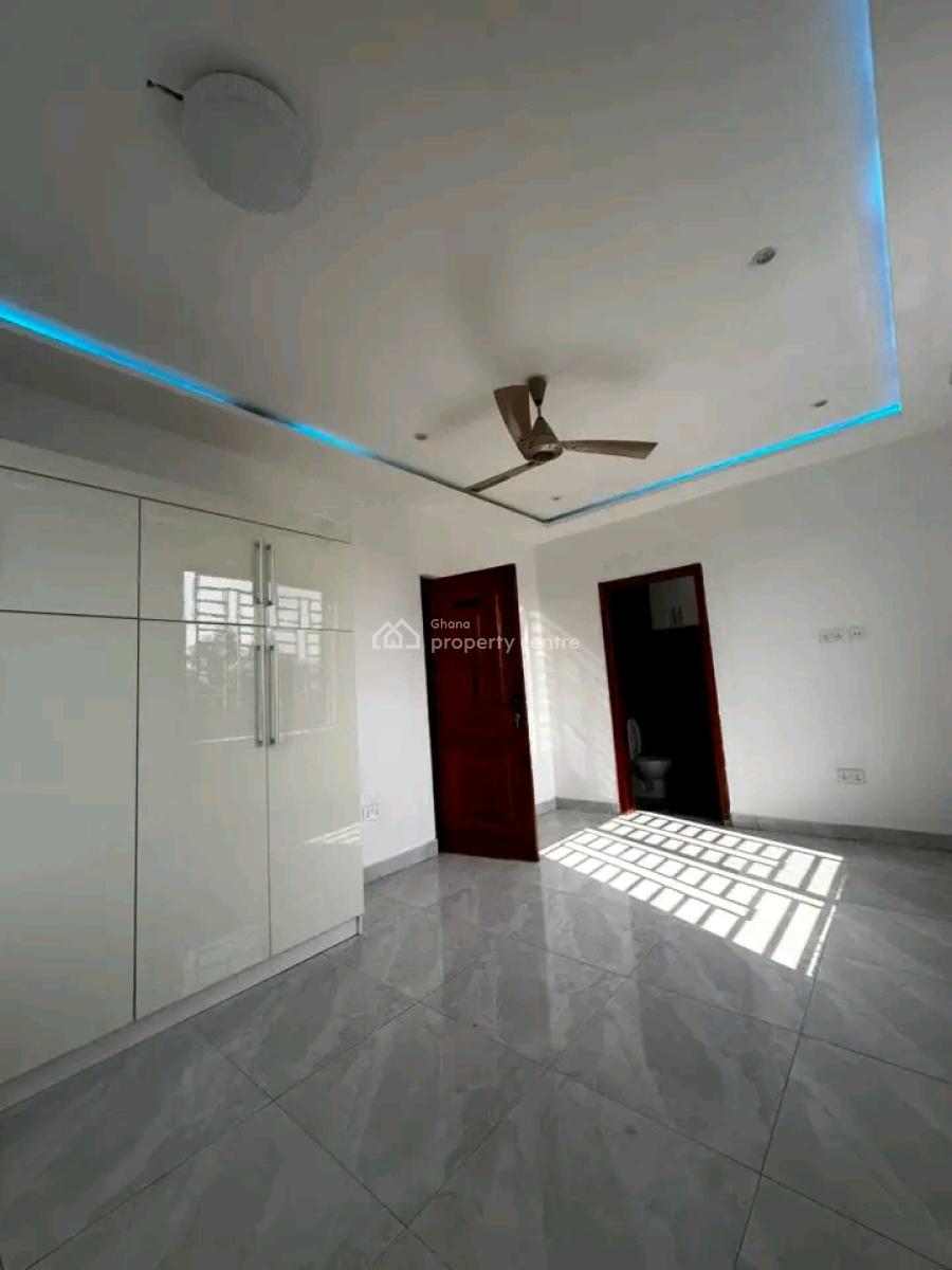 Executive 2-bedroom Apartment, West Hill Mall, Ga South Municipal, Accra, Apartment for Rent