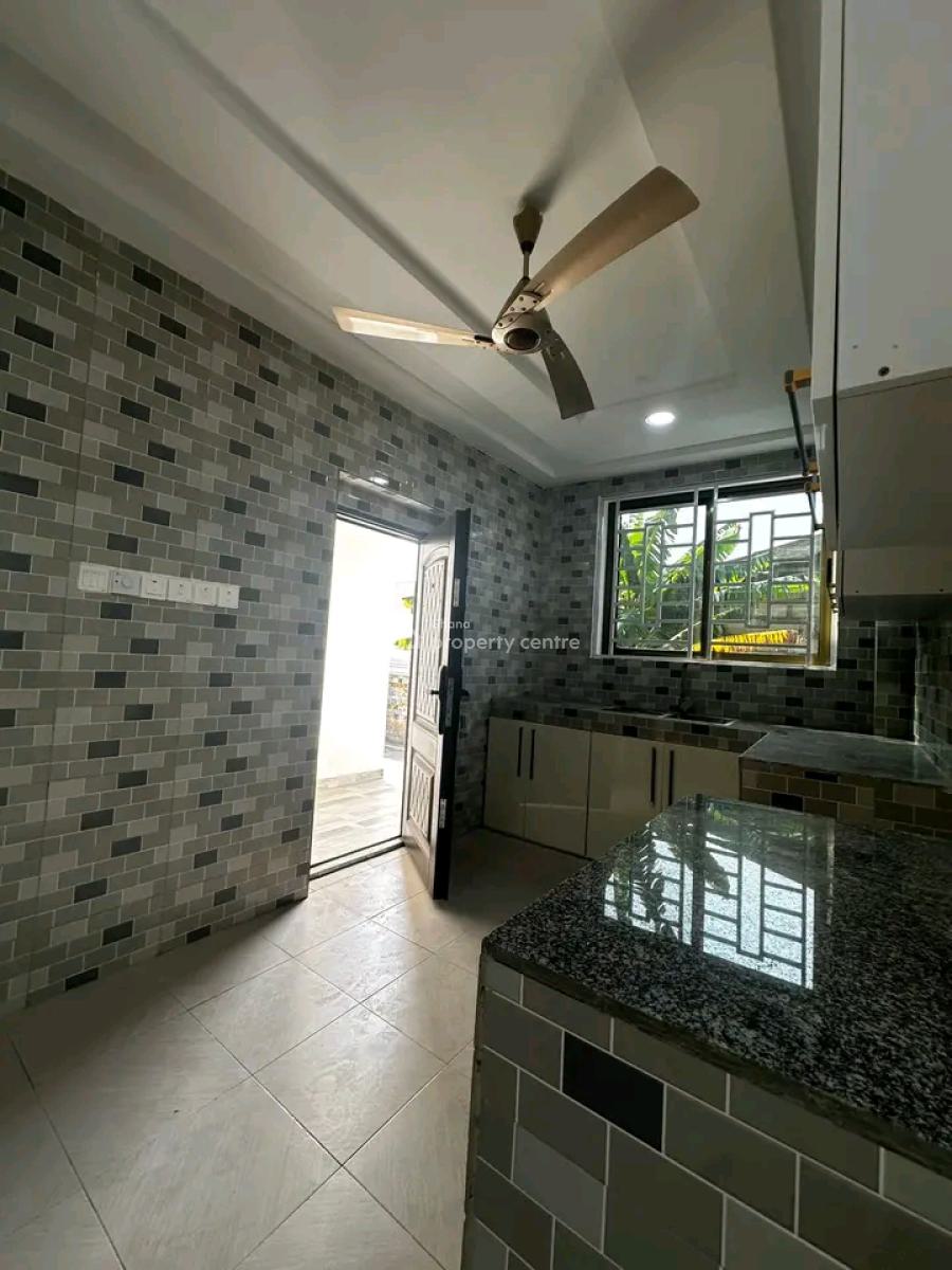 Executive 2-bedroom Apartment, West Hill Mall, Ga South Municipal, Accra, Apartment for Rent