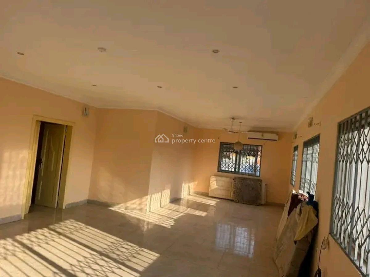 Spacious 4-bedroom House, Tantra Hill, Ga West Municipal, Accra, House for Rent