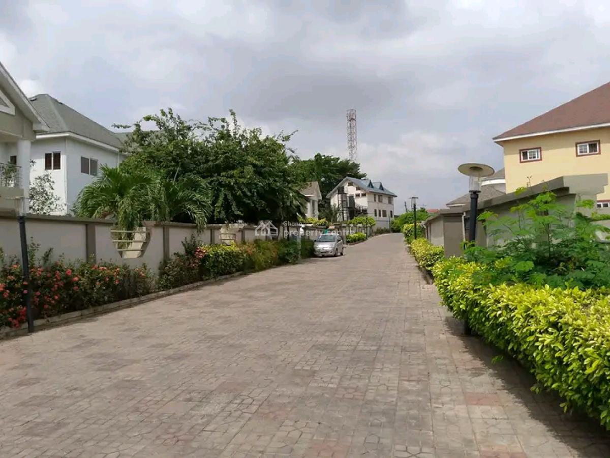 Executive 4-bedroom Duplex House, Adjiringanor, East Legon, Accra, House for Rent