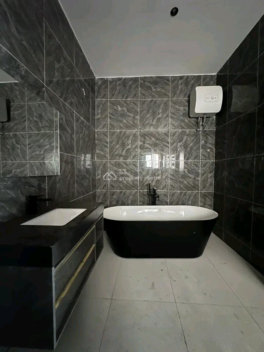 Modern 4-bedroom Townhouse @ East Legon, East Legon, Accra, House for Sale