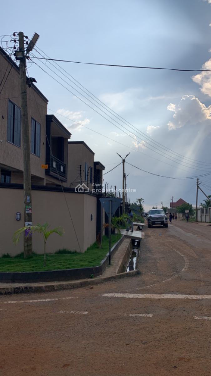 4 Bedrooms Duplex House, Amrahia, Adenta Municipal, Accra, Detached Duplex for Sale
