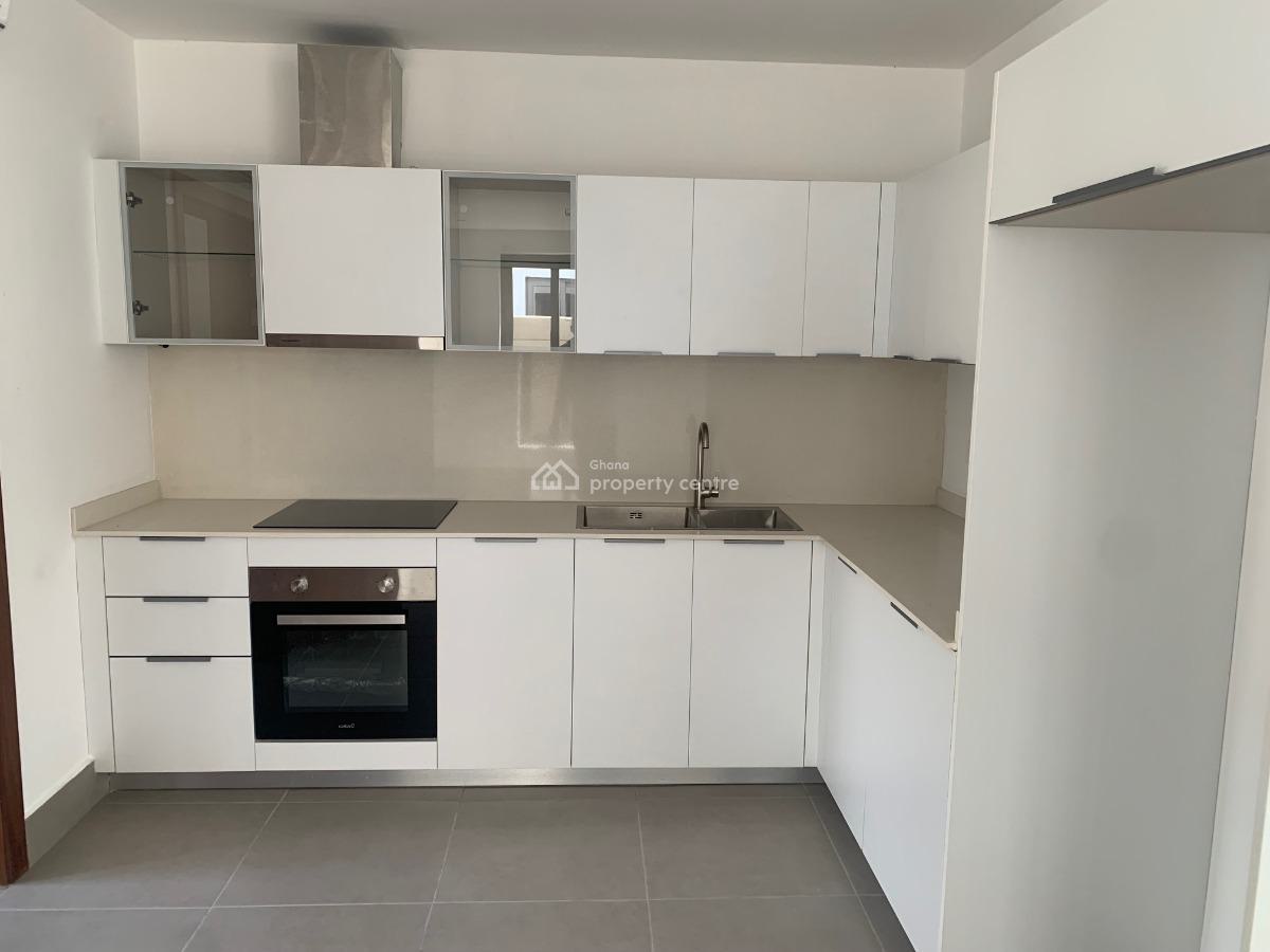 3 Bedroom Townhouse, Giffard Road, Burma Camp, Accra, Townhouse for Sale