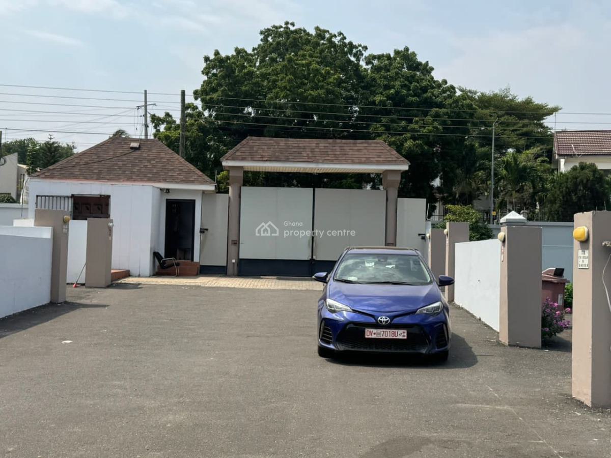 Executive  Gated Community 4-bedroom, Cantonments, Accra, House for Sale