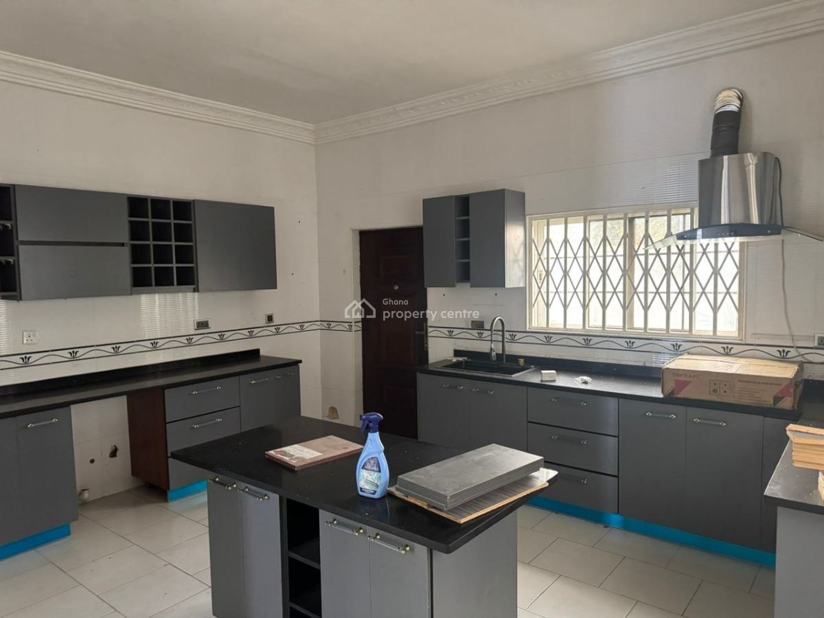 Executive  Gated Community 4-bedroom, Cantonments, Accra, House for Sale