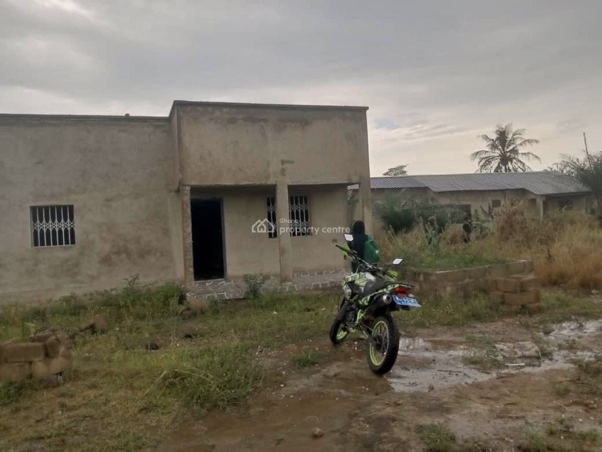 2 Bedrooms on Full Plot of Land, Ashallaja, Amasaman, Ga West Municipal, Accra, Detached Bungalow for Sale