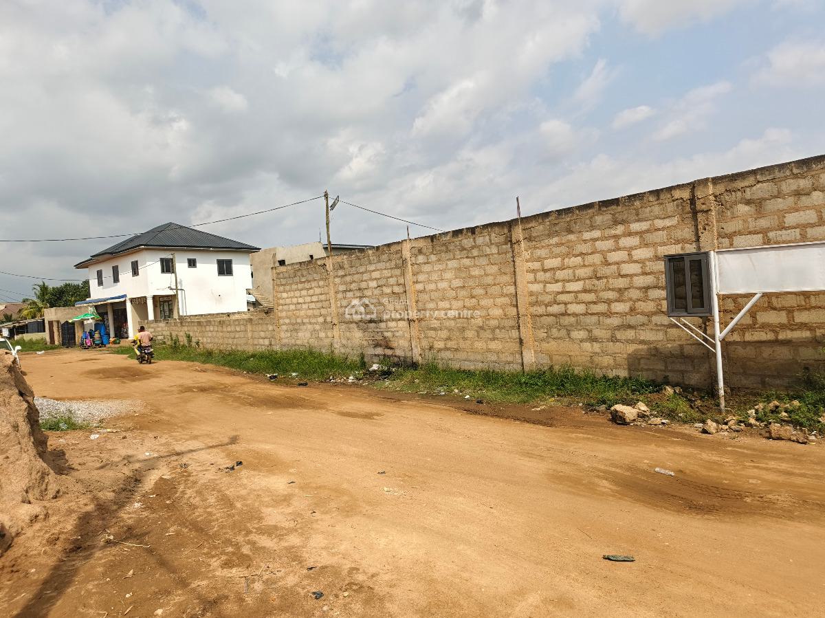 1 Plot of Land Fence Walled, Ashalaja, Ablekuma South, Accra Metropolitan, Accra, Residential Land for Sale