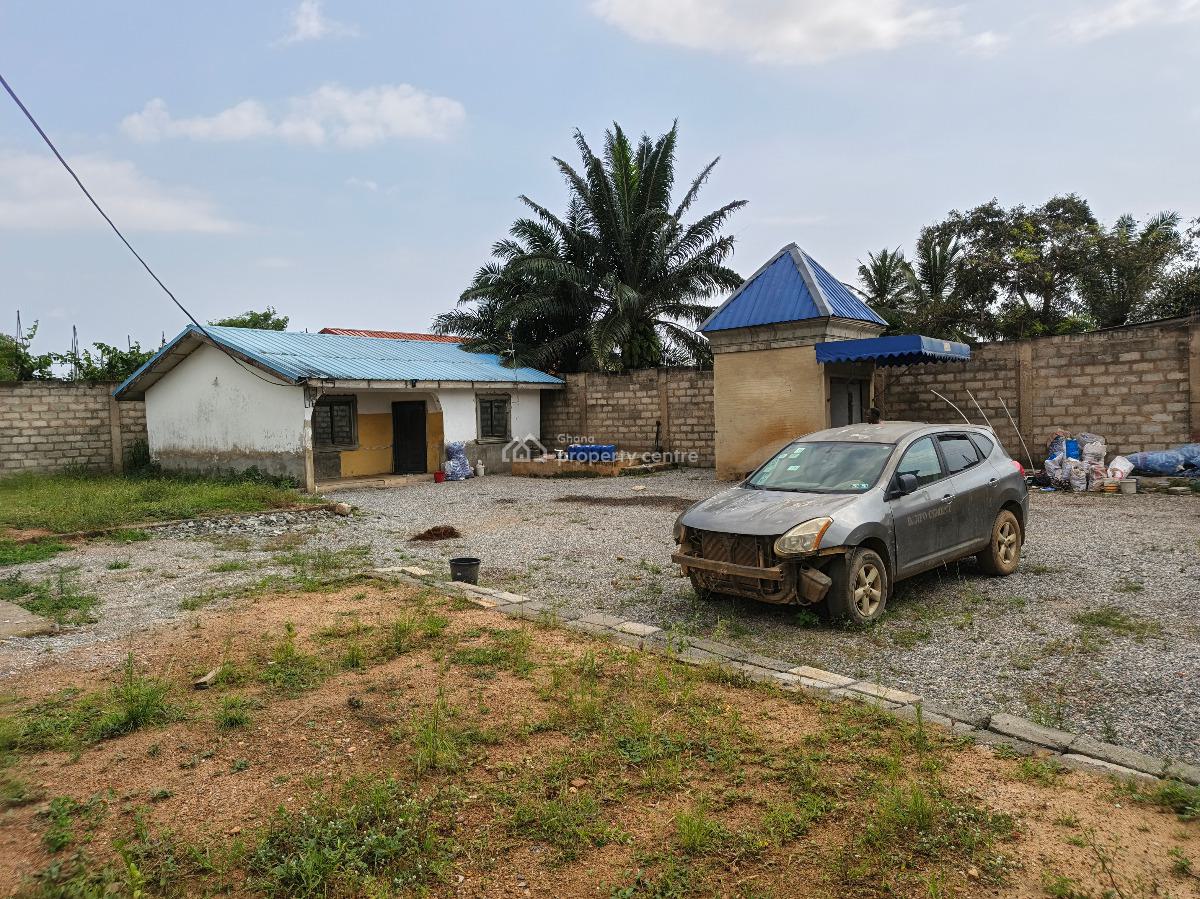 1 Plot of Land Fence Walled, Ashalaja, Ablekuma South, Accra Metropolitan, Accra, Residential Land for Sale