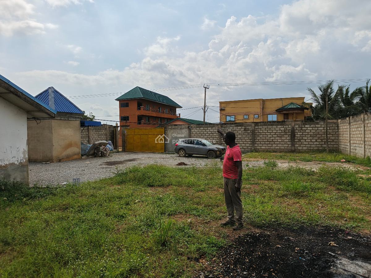 1 Plot of Land Fence Walled, Ashalaja, Ablekuma South, Accra Metropolitan, Accra, Residential Land for Sale
