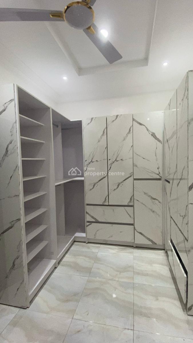 Four Bedroom with Boys Quotes, Focos, Oyarifa, La Nkwantanang Madina Municipal, Accra, Detached Duplex for Sale