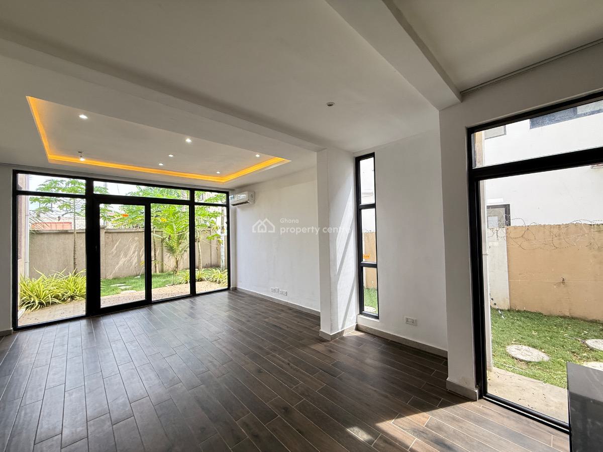 4 Bedroom Townhouse in a Gated Community, North Labone, Cantonments, Accra, Townhouse for Sale