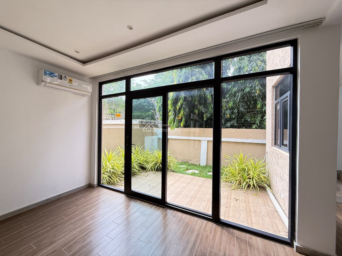 4 Bedroom Townhouse in a Gated Community, North Labone, Cantonments, Accra, Townhouse for Sale