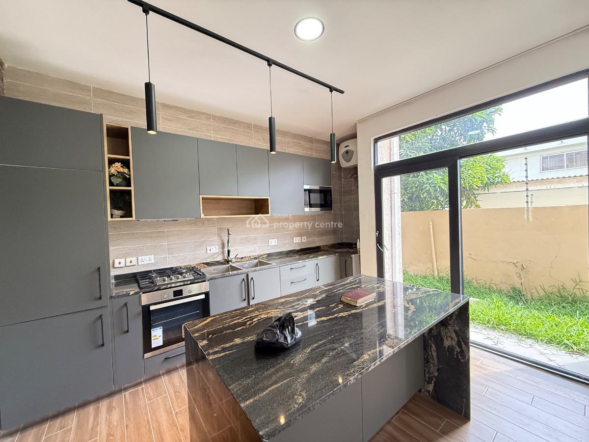 4 Bedroom Townhouse in a Gated Community, North Labone, Cantonments, Accra, Townhouse for Sale