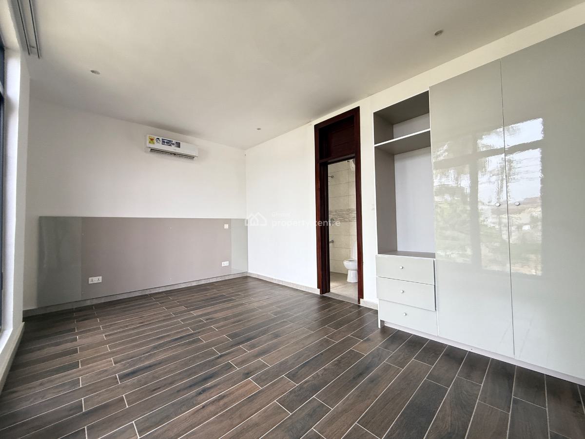 4 Bedroom Townhouse in a Gated Community, North Labone, Cantonments, Accra, Townhouse for Sale