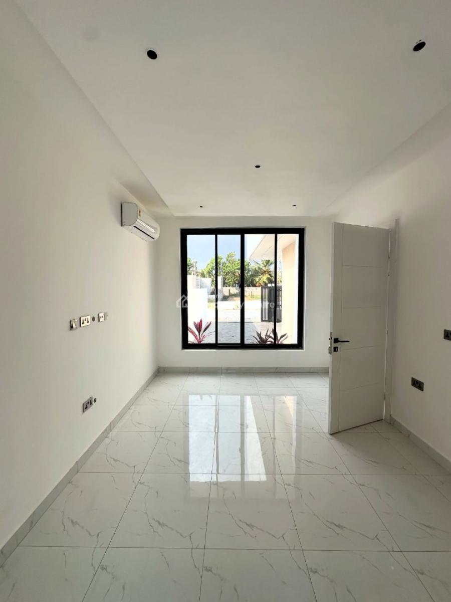 Executive 4 Bedroom, Adenta, Adenta Municipal, Accra, House for Sale