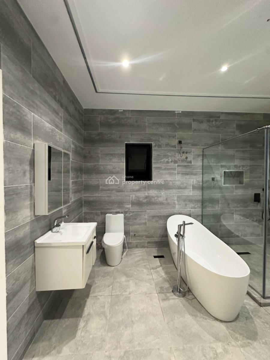 Executive 4 Bedrooms House with 4.5 Bath & Pool, East Legon Hills, East Legon, Accra, House for Sale