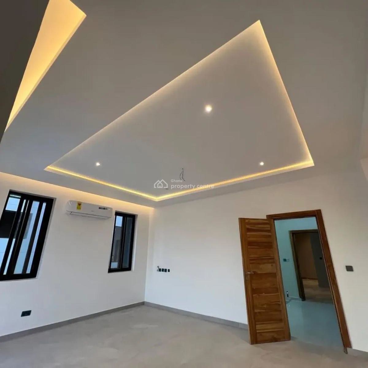 4-bedroom House with Boys Quarters - Ashongman Estate, Ashongman Estate, Ga East Municipal, Accra, Detached Bungalow for Sale