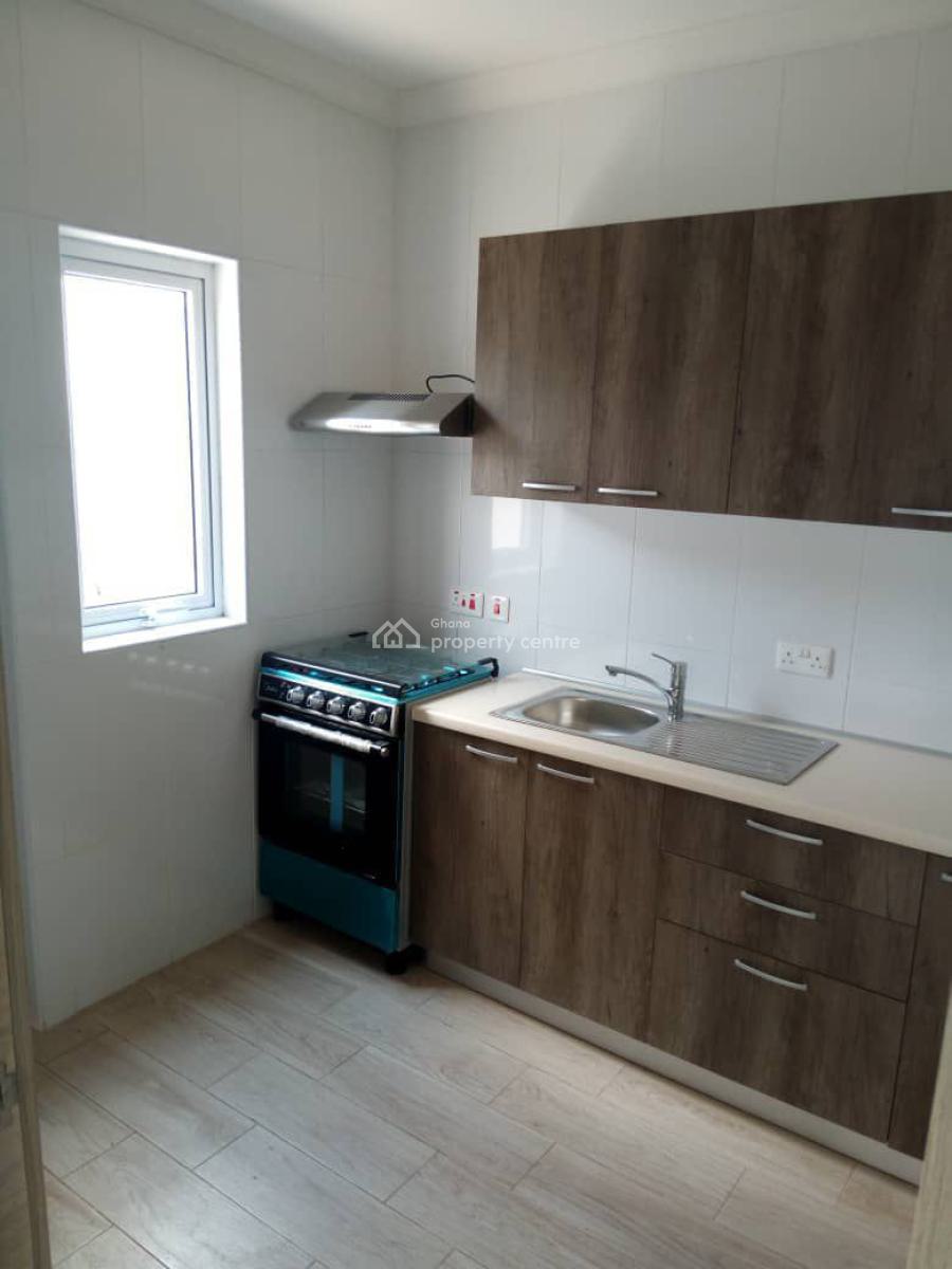 2 Bedroom Semi-furnished Terrace House, The Greens Estate, Community 25, Tema, Accra, Townhouse for Rent