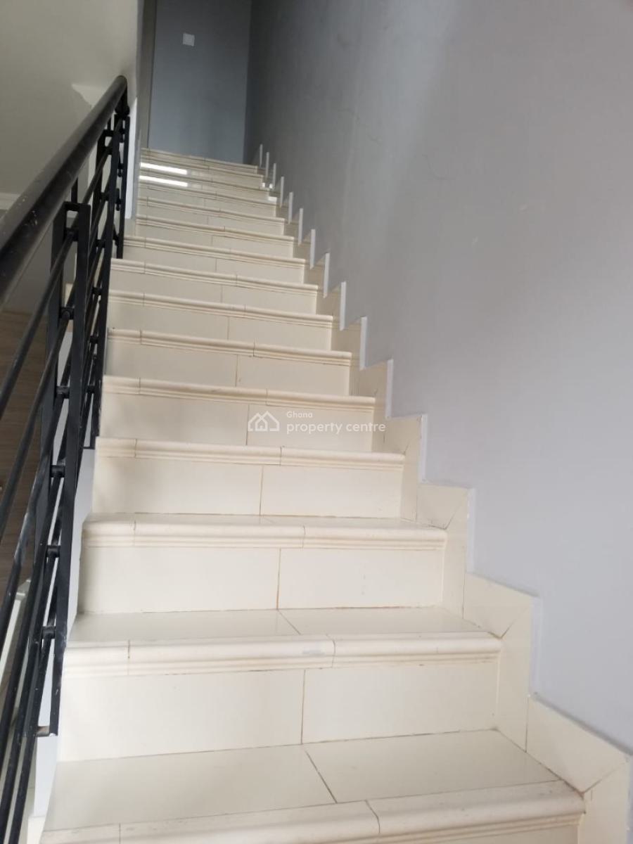 2 Bedroom Semi-furnished Terrace House, The Greens Estate, Community 25, Tema, Accra, Townhouse for Rent