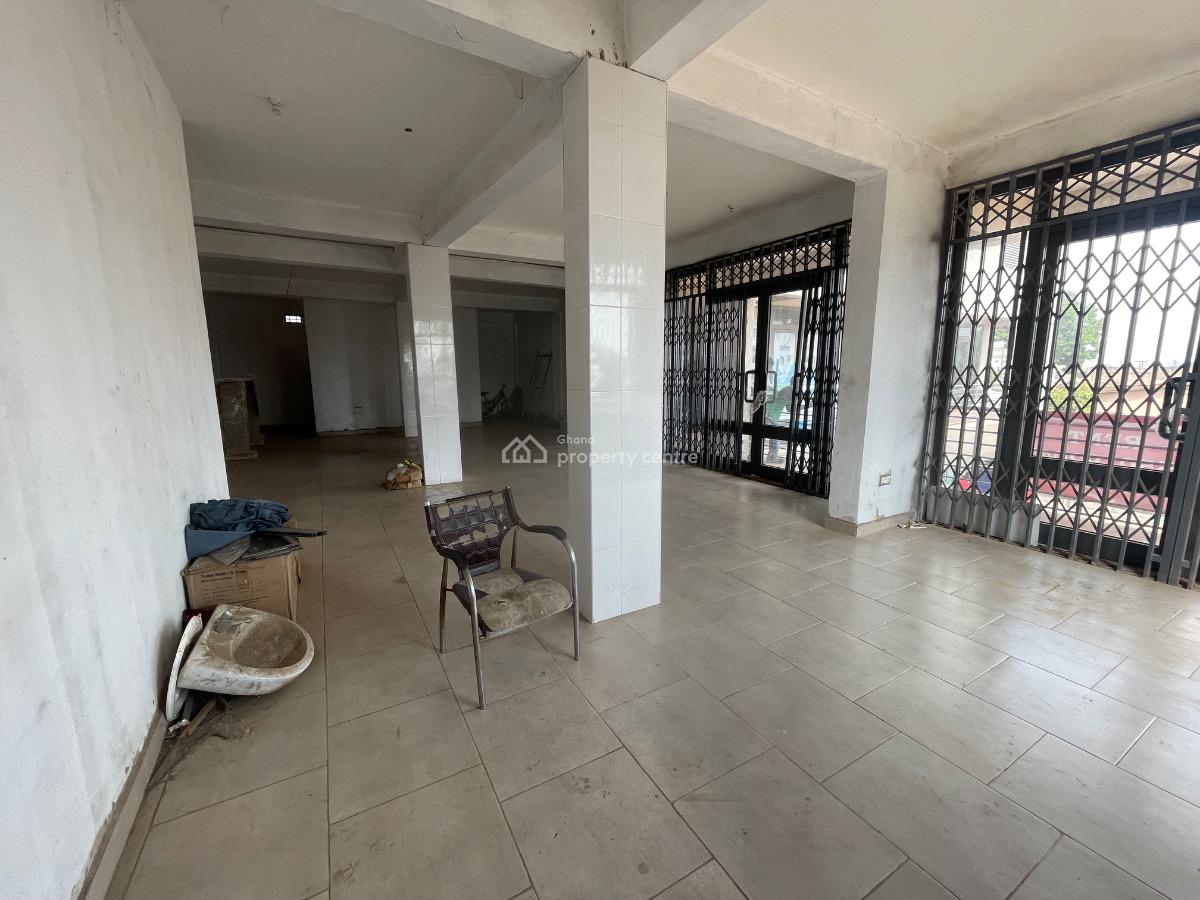 Double Shop, Taxi Rank, Madina, La Nkwantanang Madina Municipal, Accra, Commercial Property for Rent
