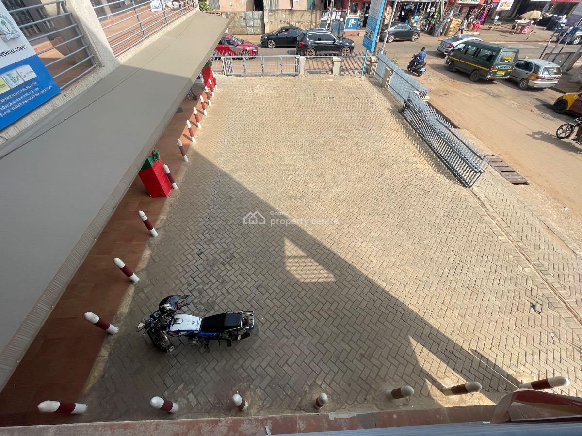 Double Shop, Taxi Rank, Madina, La Nkwantanang Madina Municipal, Accra, Commercial Property for Rent