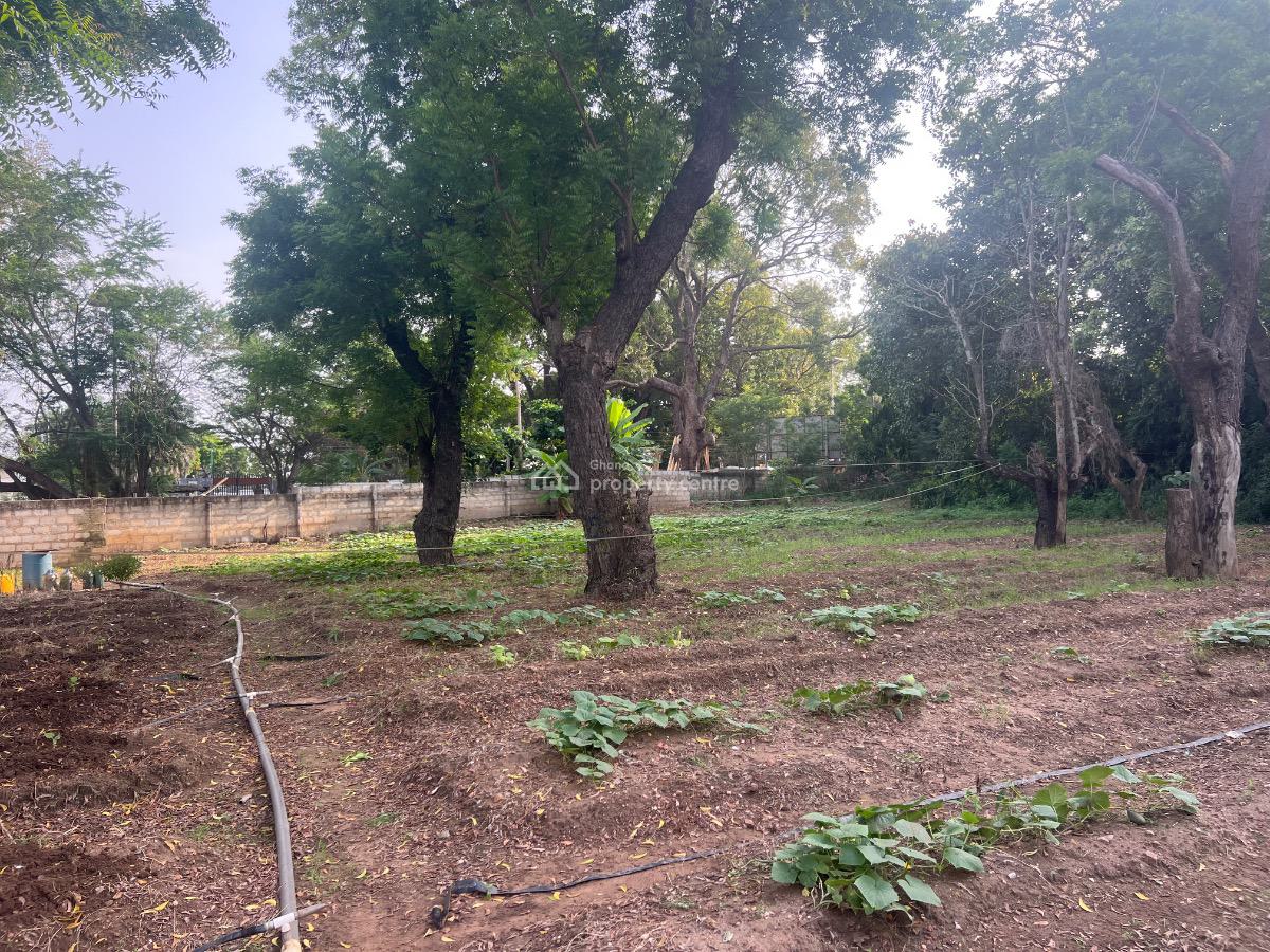 4acred of Land in Cantonments, Cantonments, Cantonments, Accra, Mixed-use Land for Sale