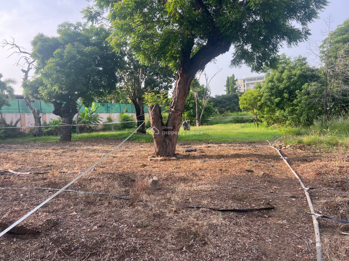 4acred of Land in Cantonments, Cantonments, Cantonments, Accra, Mixed-use Land for Sale