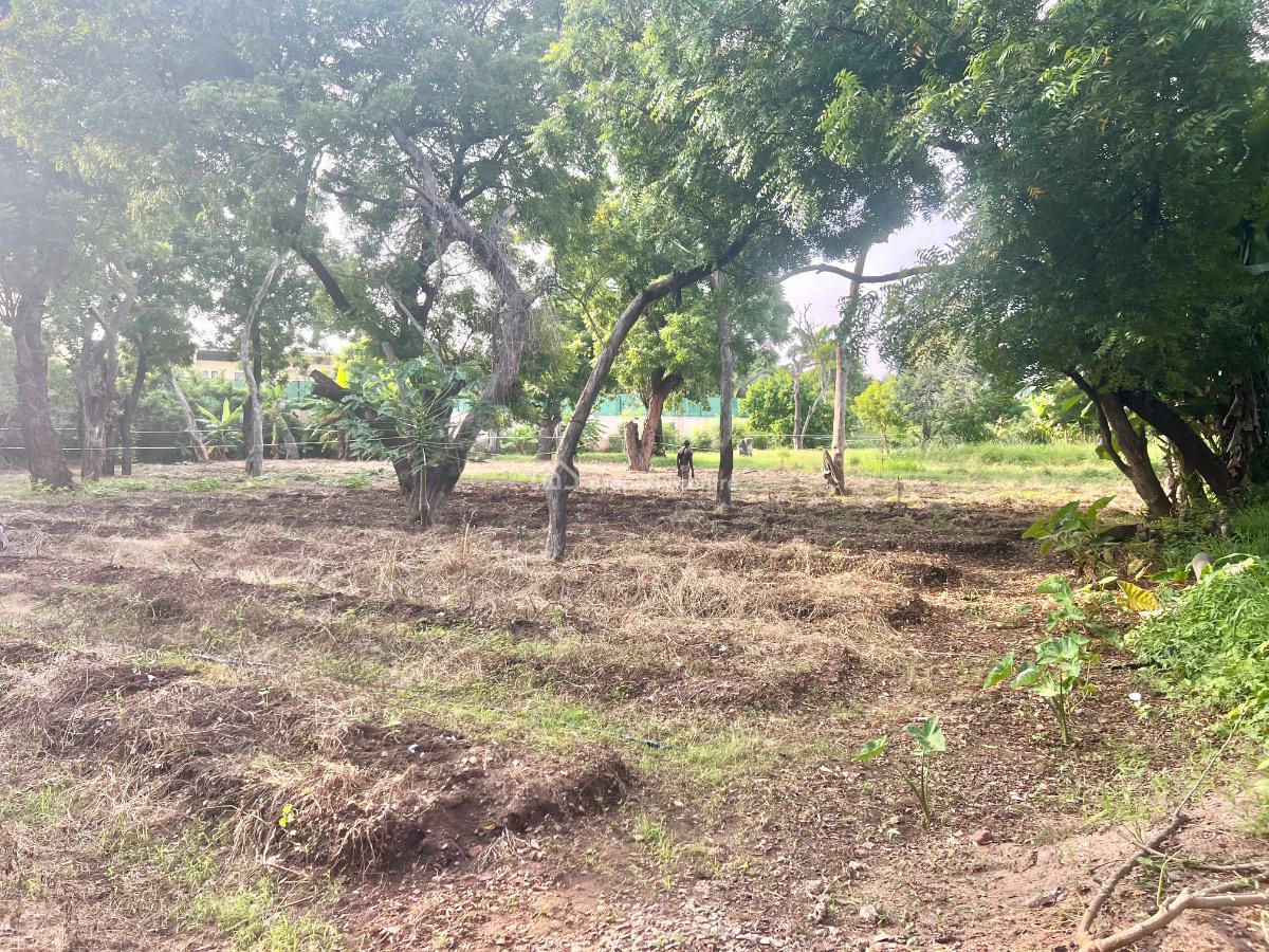 4acred of Land in Cantonments, Cantonments, Cantonments, Accra, Mixed-use Land for Sale