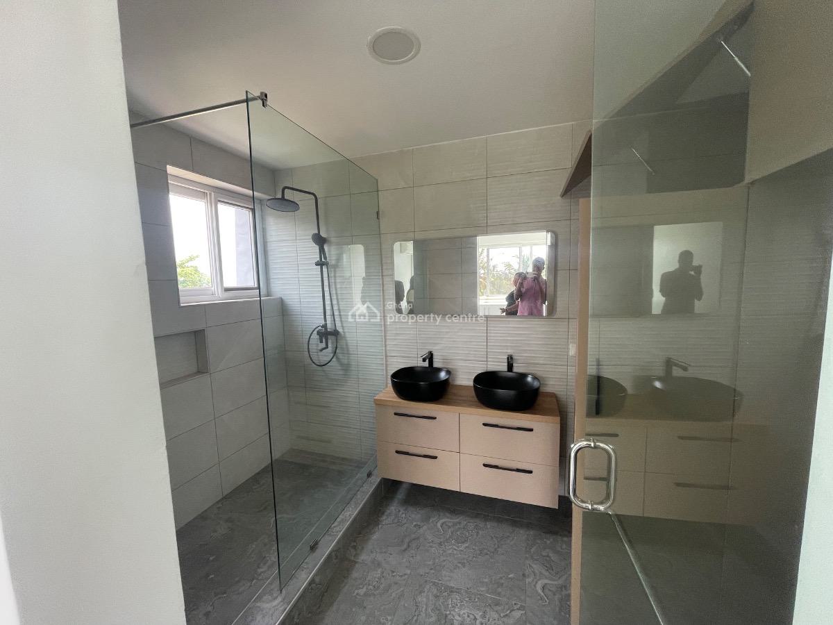 2 Bedroom Apartment with Swimming Pool and Gym, Airport Residential Area, Accra, Apartment for Sale