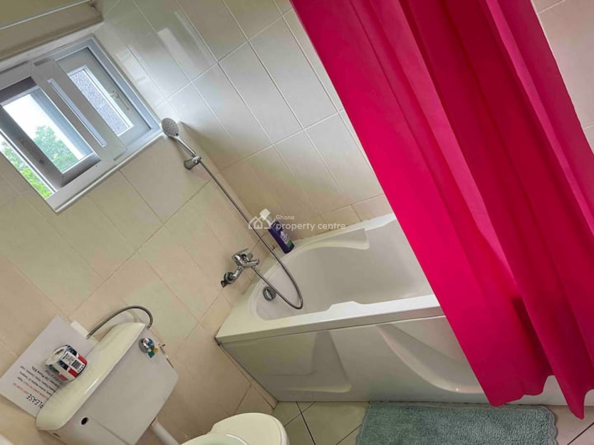 3 Bedroom Apartment with Swimming Pool, North Ridge, Accra, Apartment for Sale