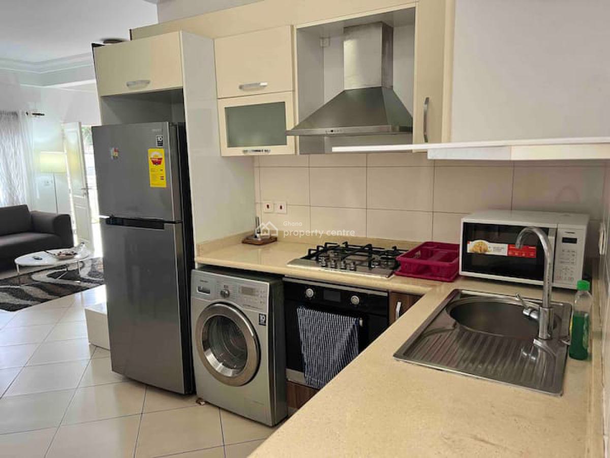 2 Bedroom Apartment with a Swimming Pool, North Ridge, Accra, Apartment for Sale