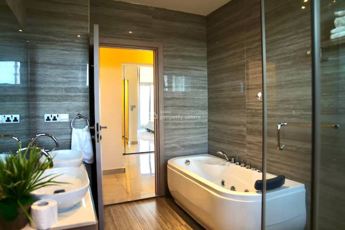 Furnished 3 Bedroom Apartment with Swimming Pool, Gym & Rooftop Lounge, North Ridge, Accra, Apartment for Rent