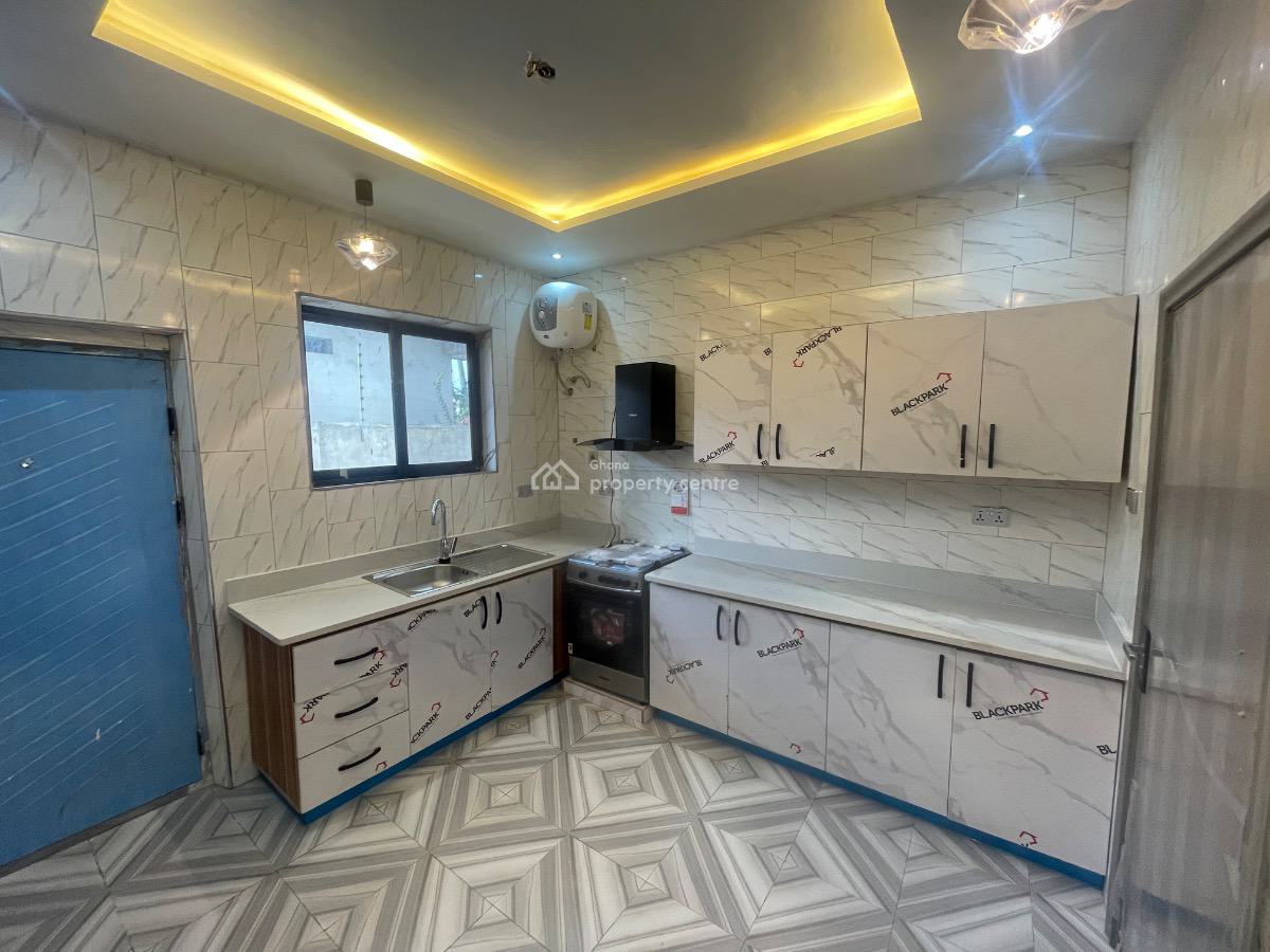 2 Bedroom Semi Furnished Apartment, Ogbojo New Market, Ogbojo, Adenta Municipal, Accra, Apartment for Rent