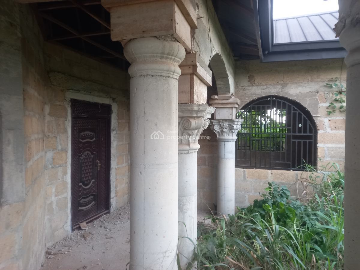 5 Bedrooms  ( Fully Fence Walled), Adwumakaase Kese, Near Fawoade Mampongteng ., Kumasi Metropolitan, Ashanti, House for Sale