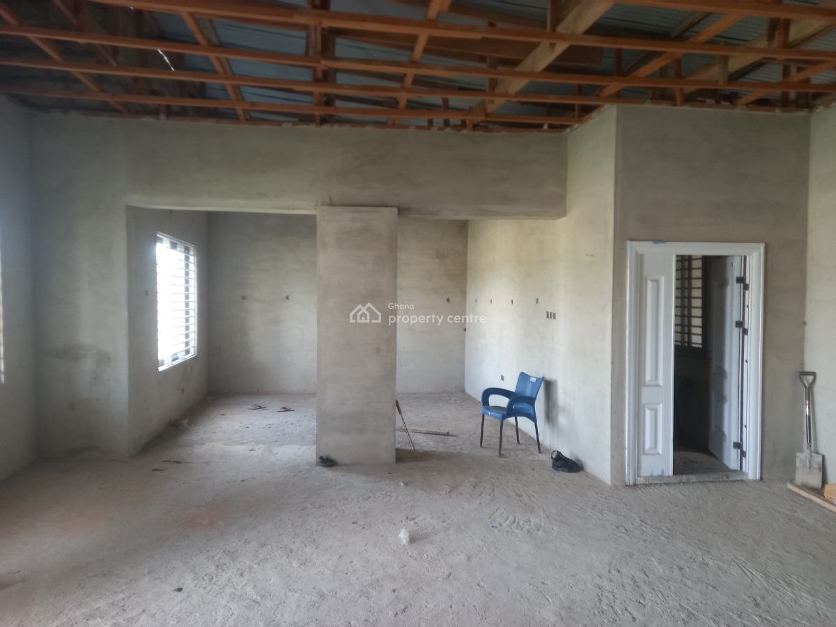 4 Bedrooms, Near  Akom Kodie Buoho, Kumasi Metropolitan, Ashanti, House for Sale