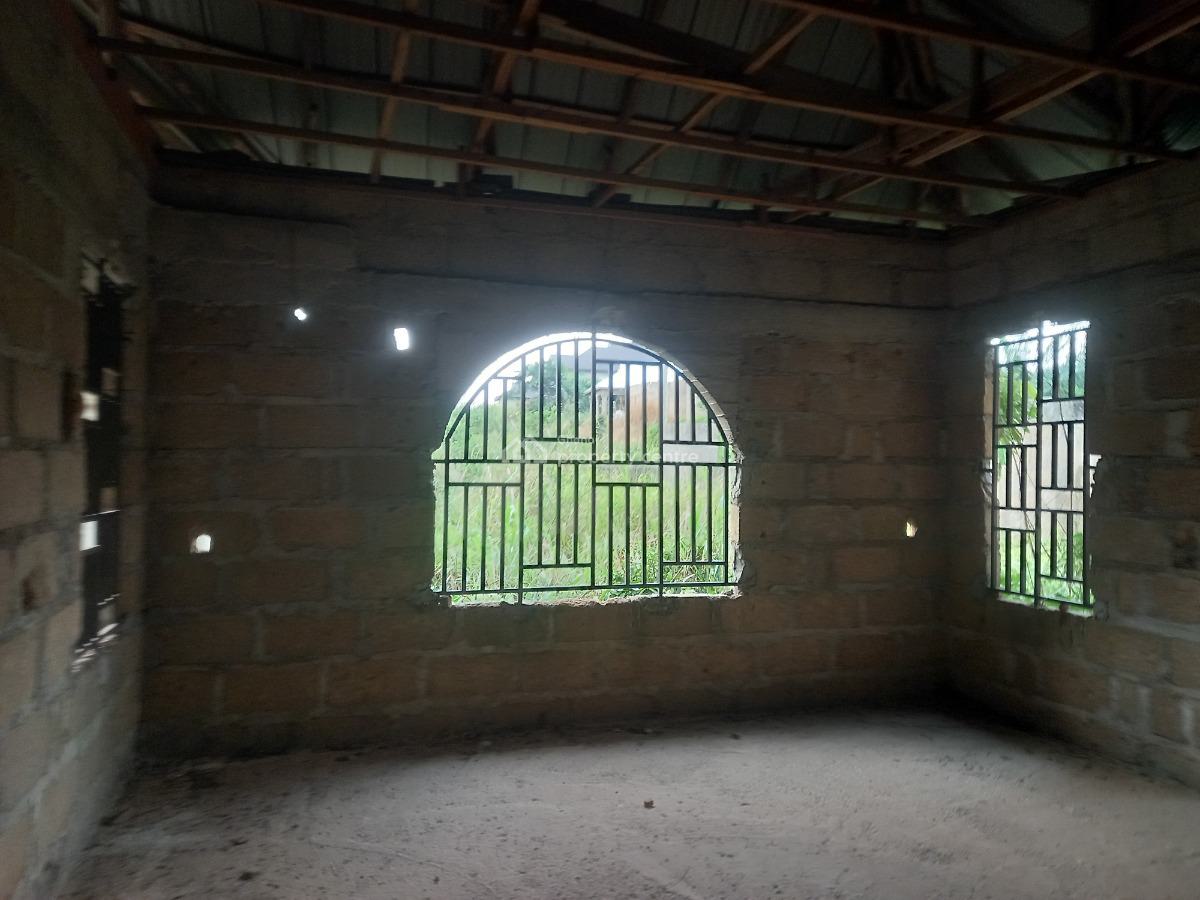 5 Bedrooms  ( and 1 Store), Adwumakaase,  Near  Bomfa Fawoade., Afigya-kwabre, Ashanti, House for Sale