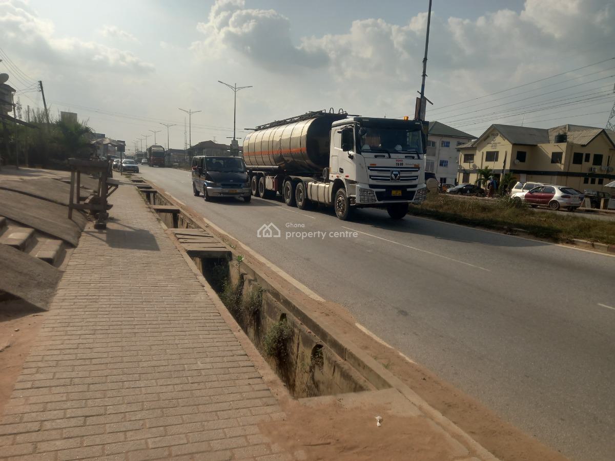 Land / Plot   ( Highway Road Side), Ejisu,  Highway Road Side., Ejisu-juaben Municipal, Ashanti, Land for Sale