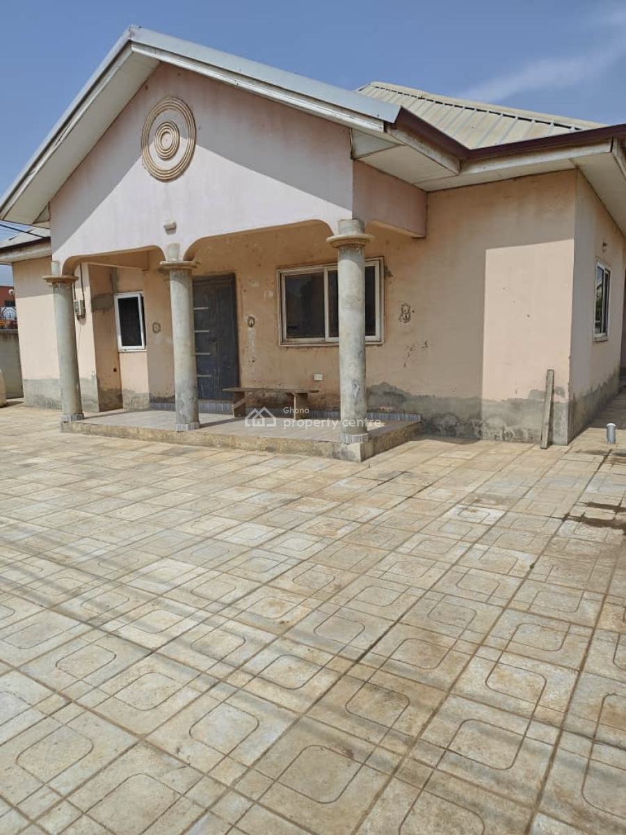 3 Bedrooms at Tema Community 25, Community 25 Adom Estate, Dawhenya, Tema, Accra, Detached Bungalow for Sale