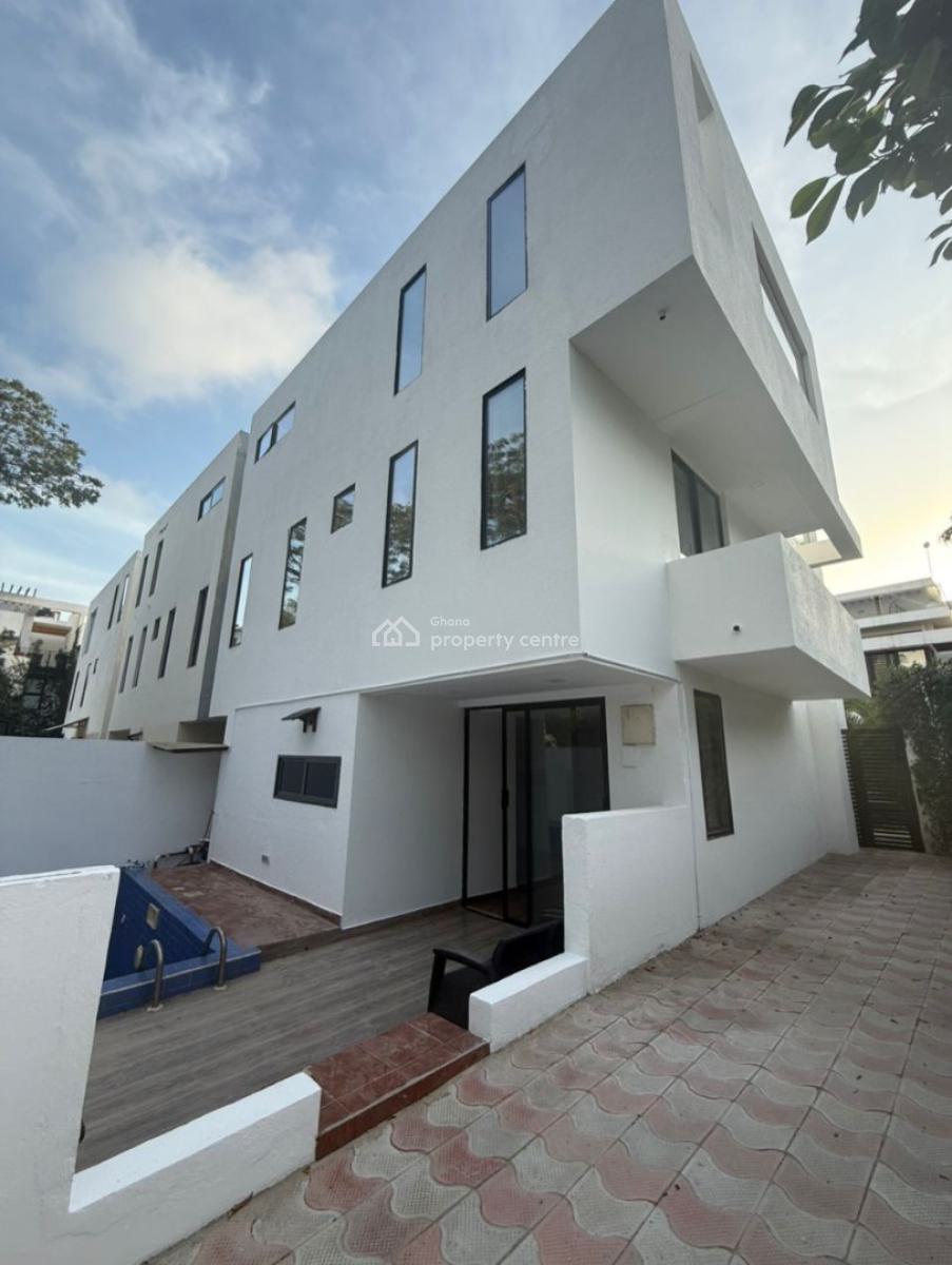 Executive  Semi-furnished 5 Bedroom, Cantonments, Accra, Townhouse for Rent