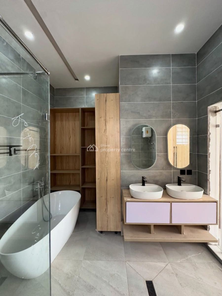 Executive 3 Bedroom, Ashaley Botwe, Adenta Municipal, Accra, House for Sale