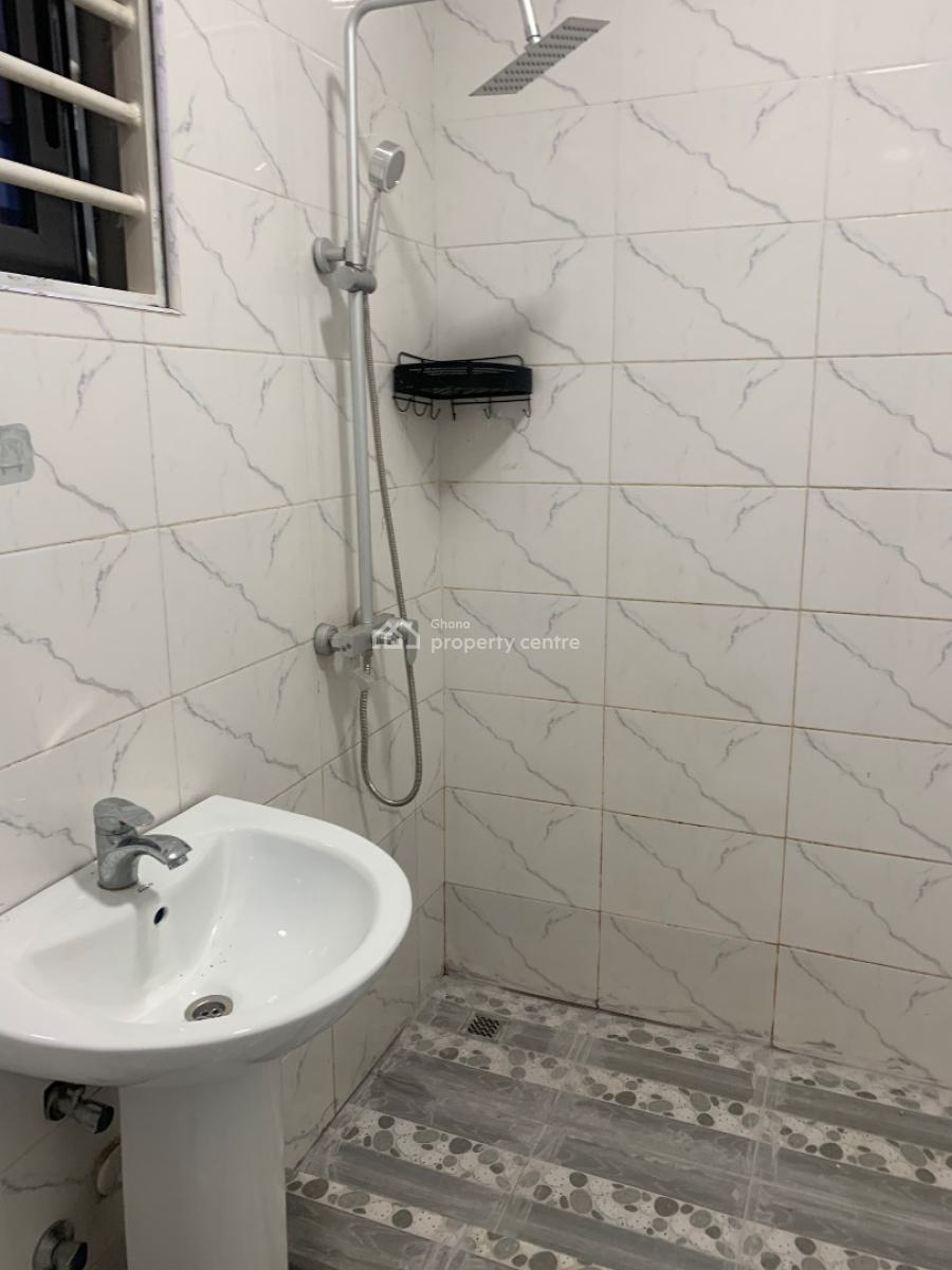 Chamber and Hall Apartment @madina, Madina, La Nkwantanang Madina Municipal, Accra, Apartment for Rent