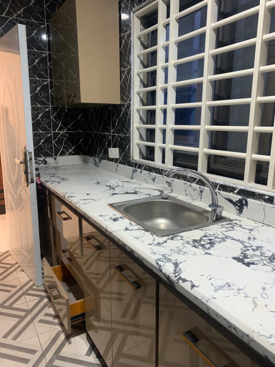 Chamber and Hall Apartment @madina, Madina, La Nkwantanang Madina Municipal, Accra, Apartment for Rent