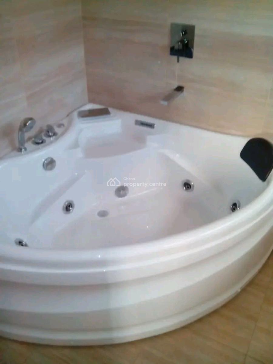 Two Bedroom All Ensuite Apartment in  a Prime Location, Around Morning Star School, North Labone, Accra, Apartment for Rent