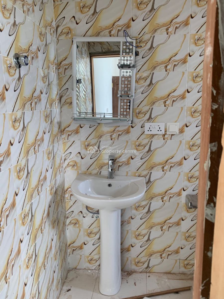 Newly Built Chamber & Hall Apt@ Atomic Hills, Ga East Municipal, Accra, Apartment for Rent