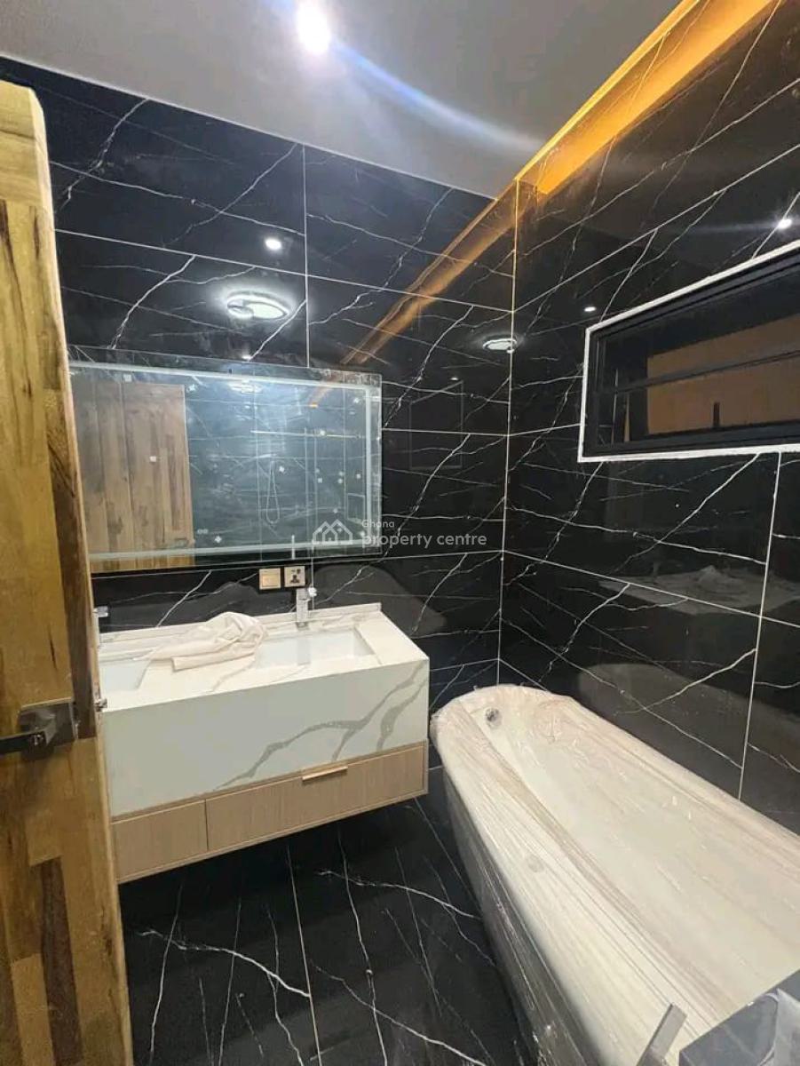 Executive 4-bedroom Townhouse @ Burma Hill, Burma Hill, Tse Addo, Accra, Townhouse for Sale